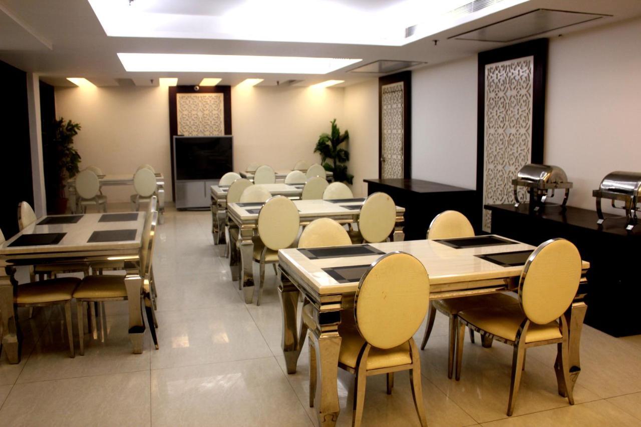 Aman Deluxe Hotel Új-Delhi Kültér fotó